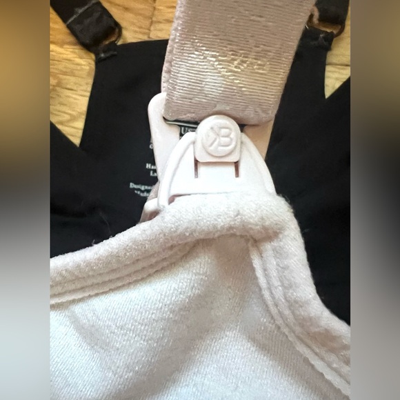 Lot of TWO (2) Kindred Bravely Hands-Free Pumping & Nursing Bras - Picture 6 of 9